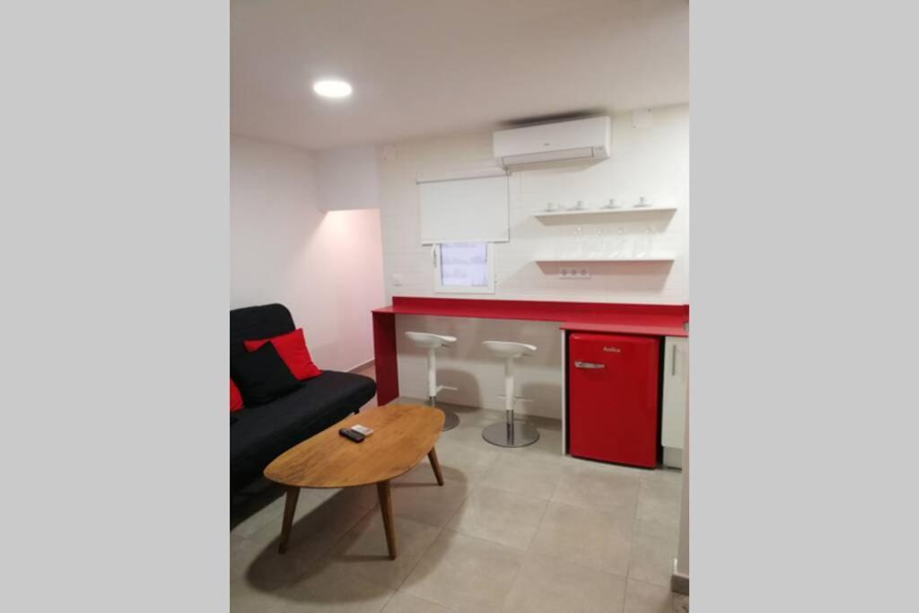 Apartamento M1 Cool Loft 1 Min Walk To Metro 15 Min Center By Metro Esplugues de Llobregat Exterior foto